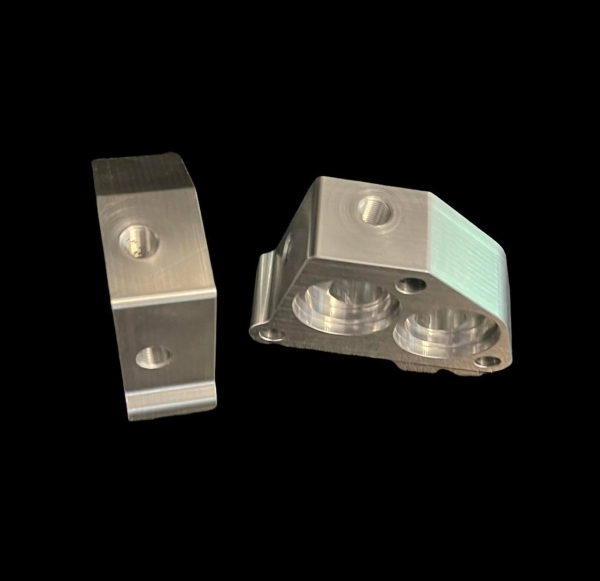 Billet Ölverteiler gefiltertes Öl R32 R30 V6 24V